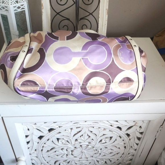 Coach Vintage Alexandra Op Art Purple Cream And Beige Large Shoulder Bag - Picture 3 of 9